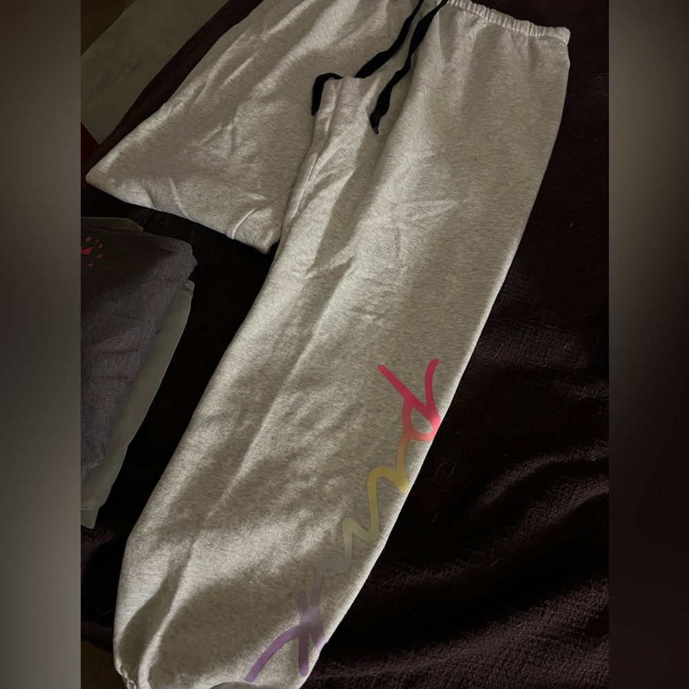 ⭐️LIKE NEW⭐️ PINK Victoria's Secret Lightweight Joggers ~ Size Small